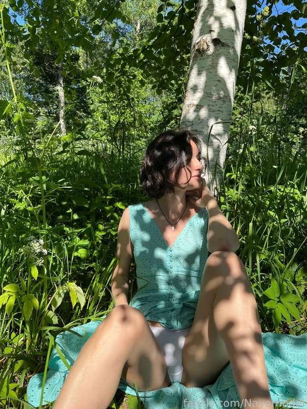 My secret garden and You are close to me 😋

Imagine that you can meet such lovely lady during your walk in the park , what would you do first ? 🥰

#fyp