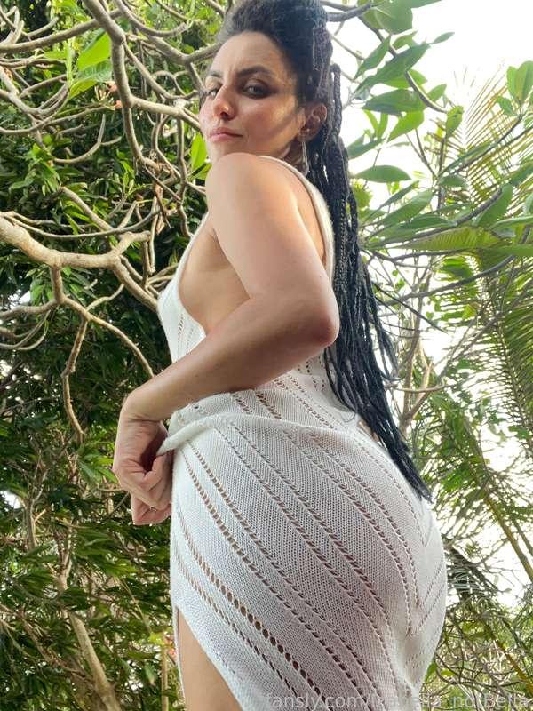 izabella_notbella image #2