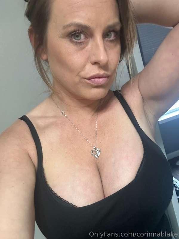 Getting ready to go to work 😇 Would you hire me?