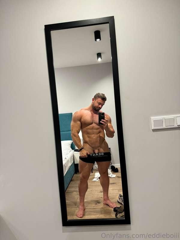 eddieboiii image #0