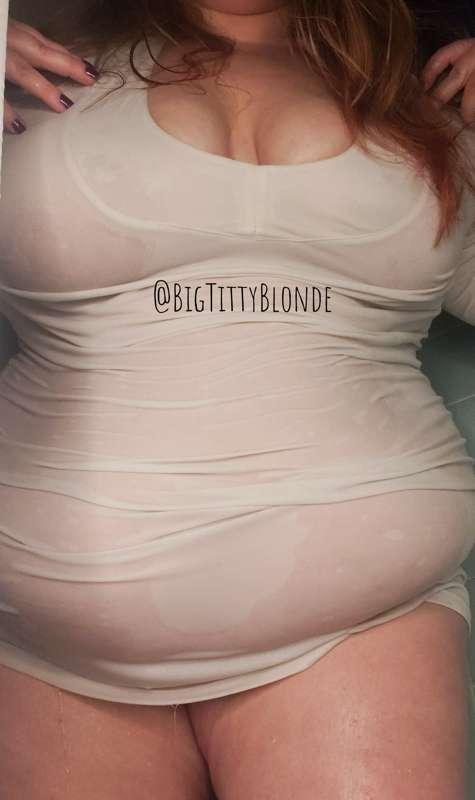 bigtittyblonde image #8