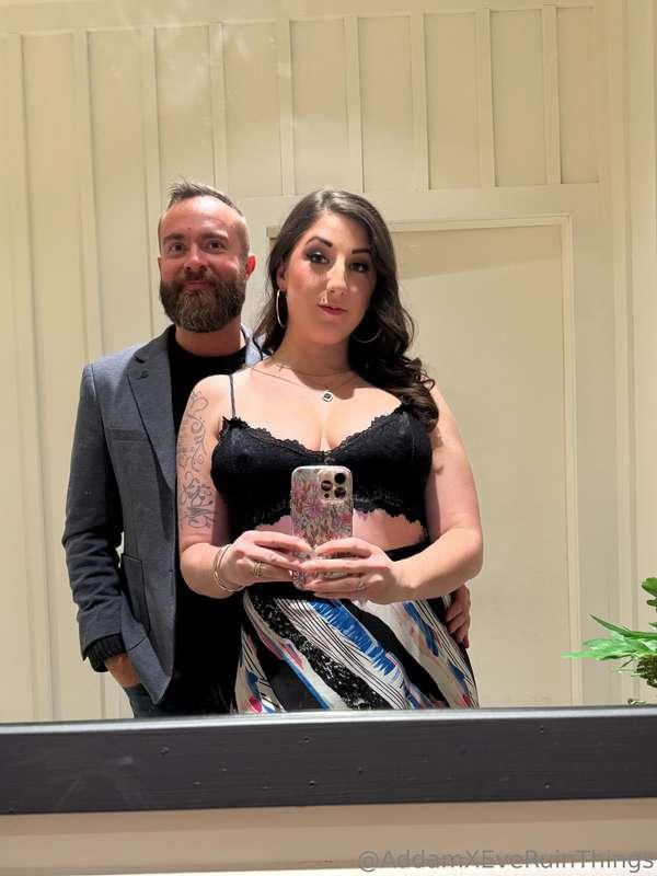 Date night dirty mirror selfies! 🥰