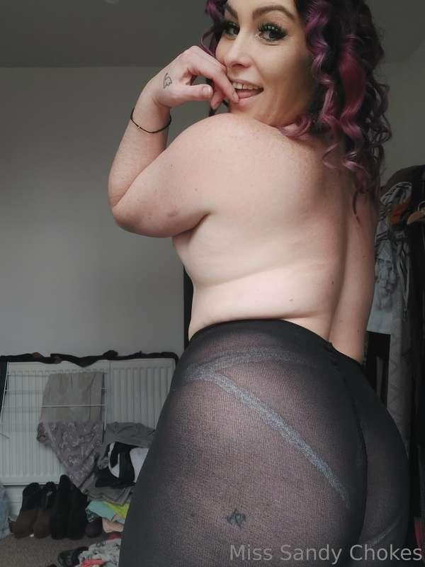 Wonna come help me tidy up?..