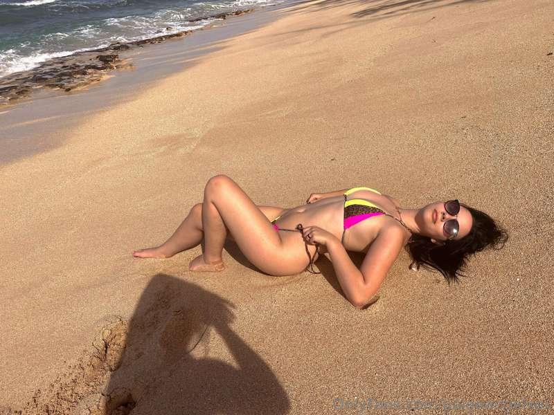 The beach just got hotter ⛅