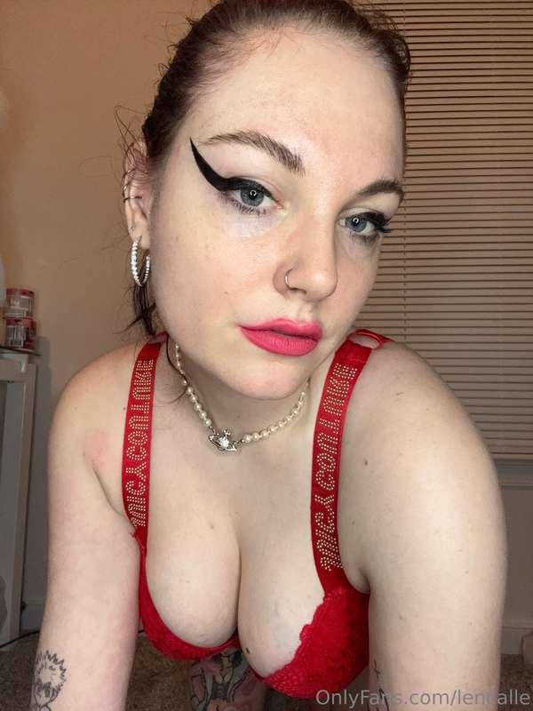 Hope you had a good Valentine’s Day! I worked all day but I’..
