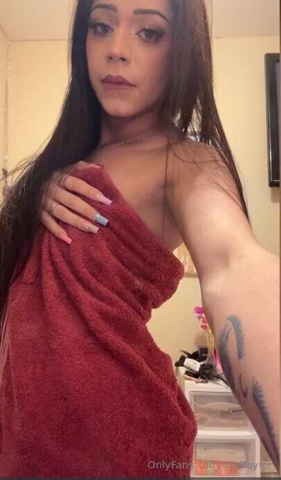 i feel like i want to drop my towel in front of you!😈