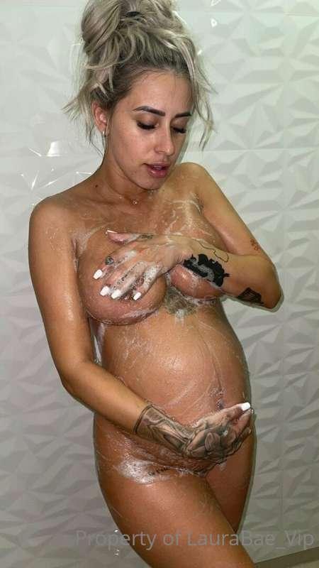 Joining my vip @laurabae_vip you will see everything UNCENSO..