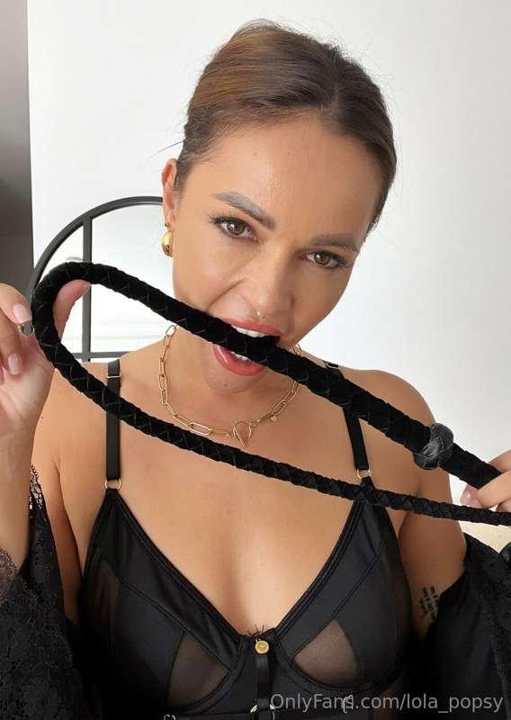 Orgasms💦 are more vivid when you are in the same bed with a ..