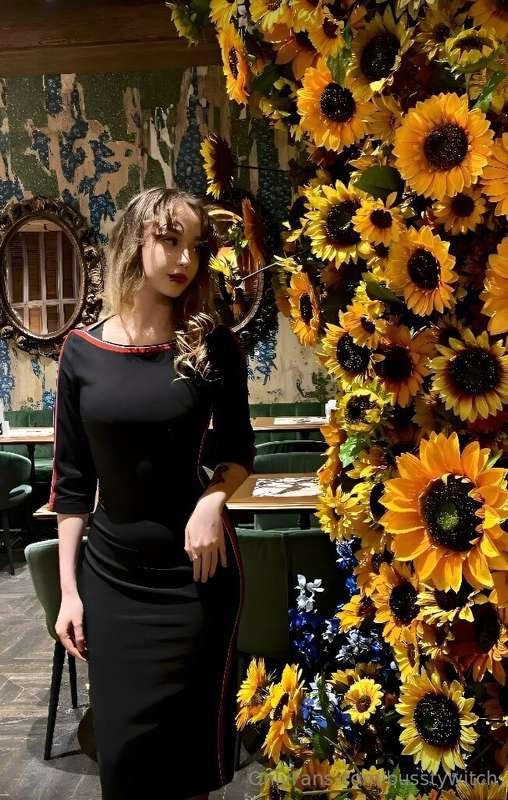 ## ****Hi, my name is 🦊 𝑀𝒶𝓇𝓇𝓎 🍑💋🍭****
## ➡️➡️➡️ 💖 @marrysuny..