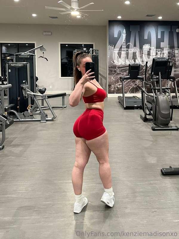 Thiccc and loving it 😊 