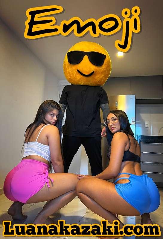 Eu decidi colocar o nome desse Conto Erótico de Emoji. Porqu..