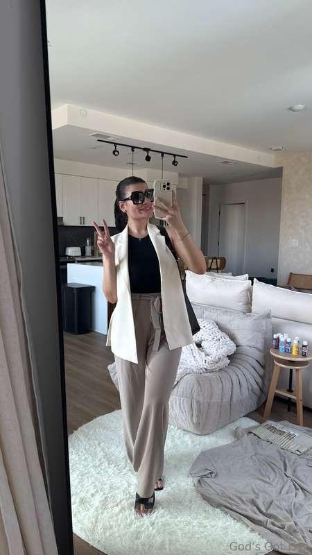 such a cutie pie 🥰 90 degree weather, going on an errand! Go..