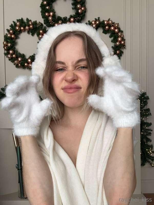 The day is going well, I'm getting ready for the holidays, p..