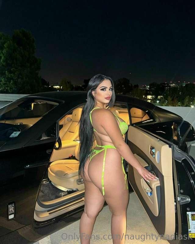 Let me show you what it's like to really take a ride 💋😉