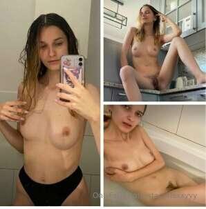 ⚡️MY BEST FRIEND @lisa_pussy_princess ⚡️has NATURAL BEAUTY a..