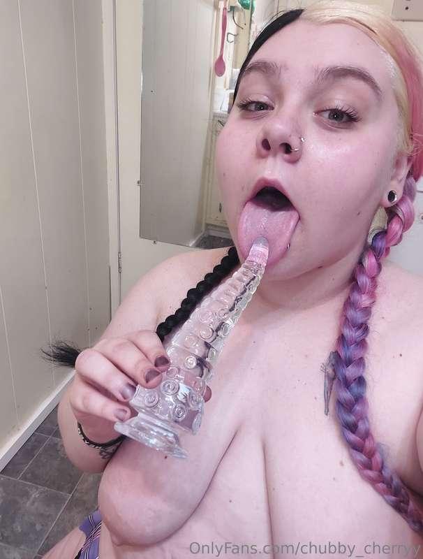 chubby_cherryy image #0
