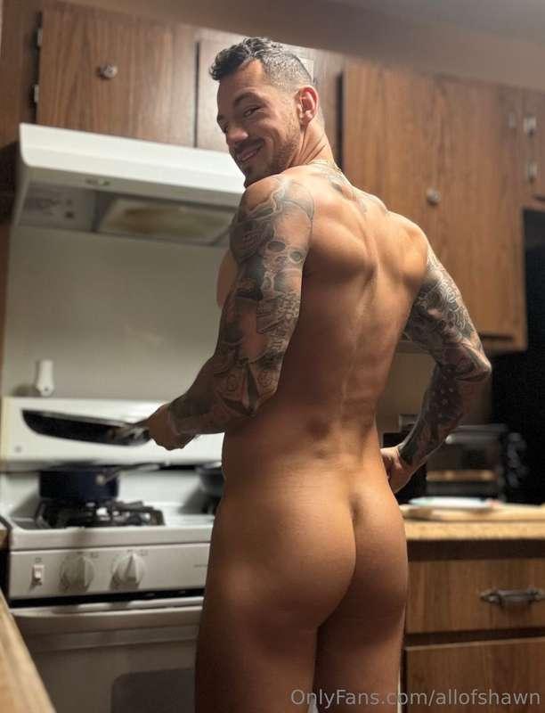 Would you like some breakfast? 🍳 
