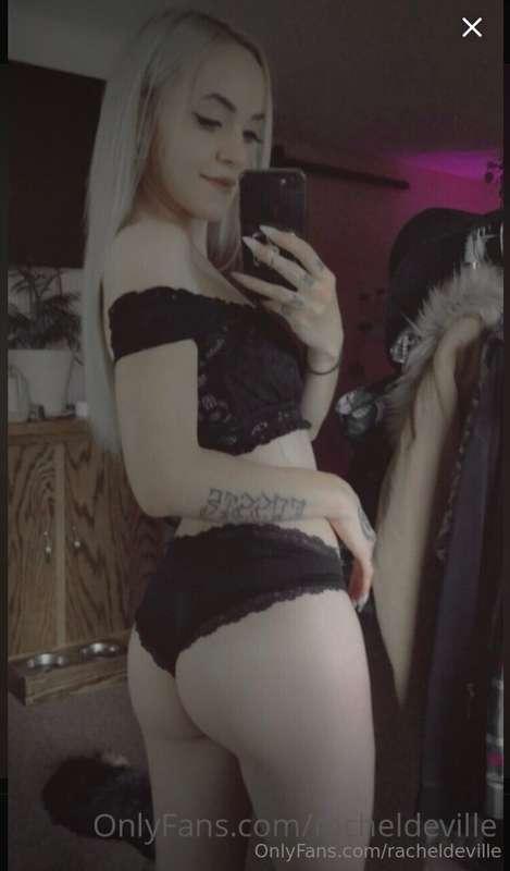 racheldeville image #2