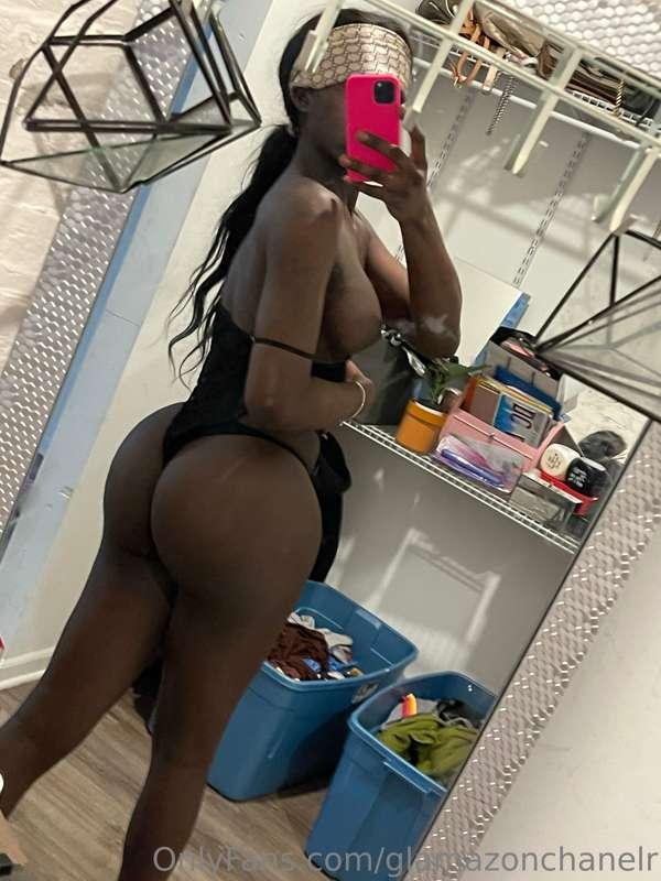glamazonchanelr image #0