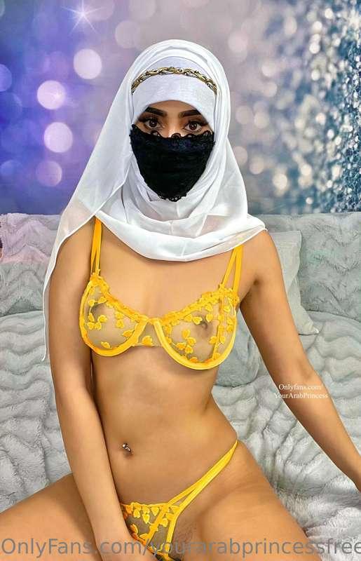 Eid Mubarak!🧡

MASSIVE FLASH SALE ON MY VIP!🥵 @yourarabprinc..