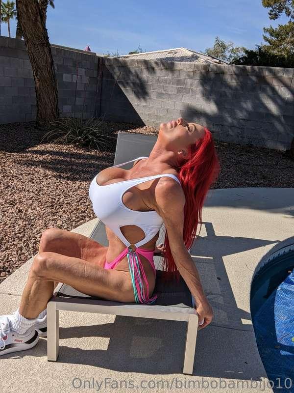🔥 Hot Hot Hot here in Sin City 🔥  🎥 I’m Skyping tonight…..DM..