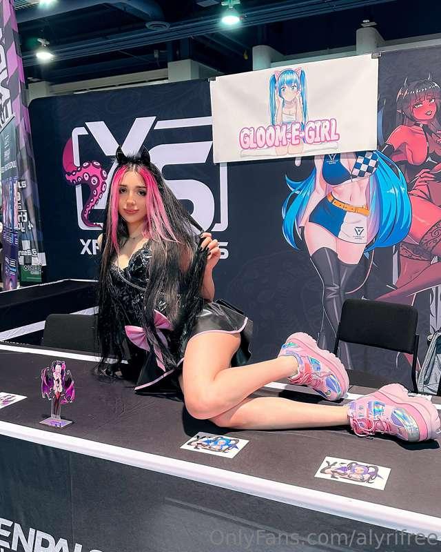 Come say hi next time 😊