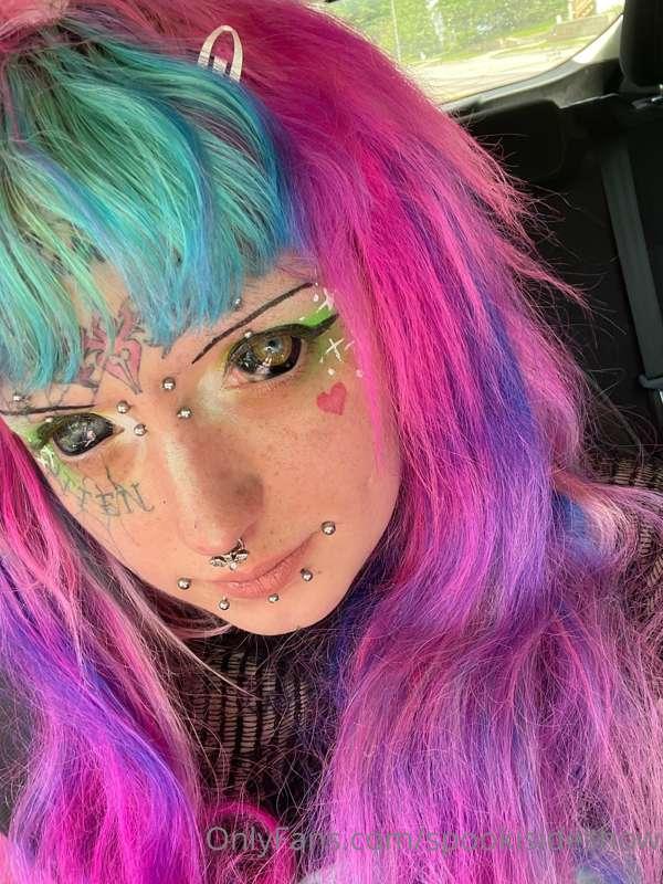 spookisideshow image #0