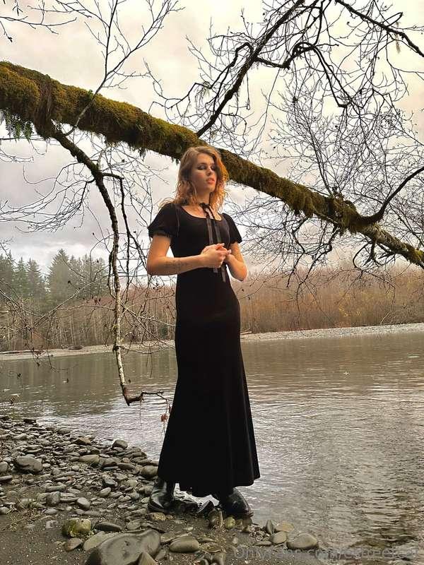 do you like my dress? i feel like it would look better off..