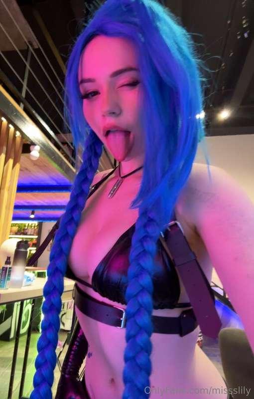 I am preparing NEW big cosplay video! did you recognize the ..
