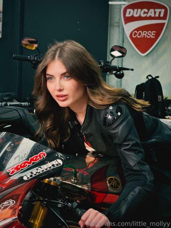 🏁 The race starts with the right mindset.Every bike has its ..