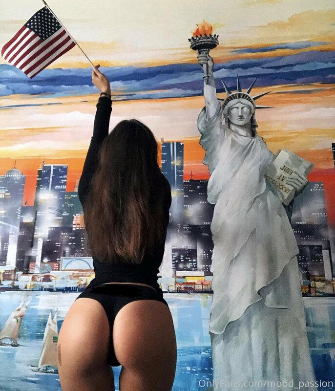 Happy Independence Day! ?? 
The doors from my Porno Palace a..