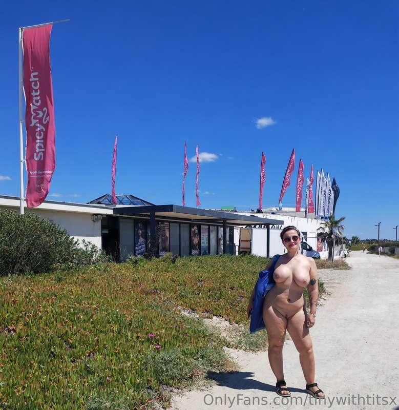 Naked =Happy Me 😍❤️