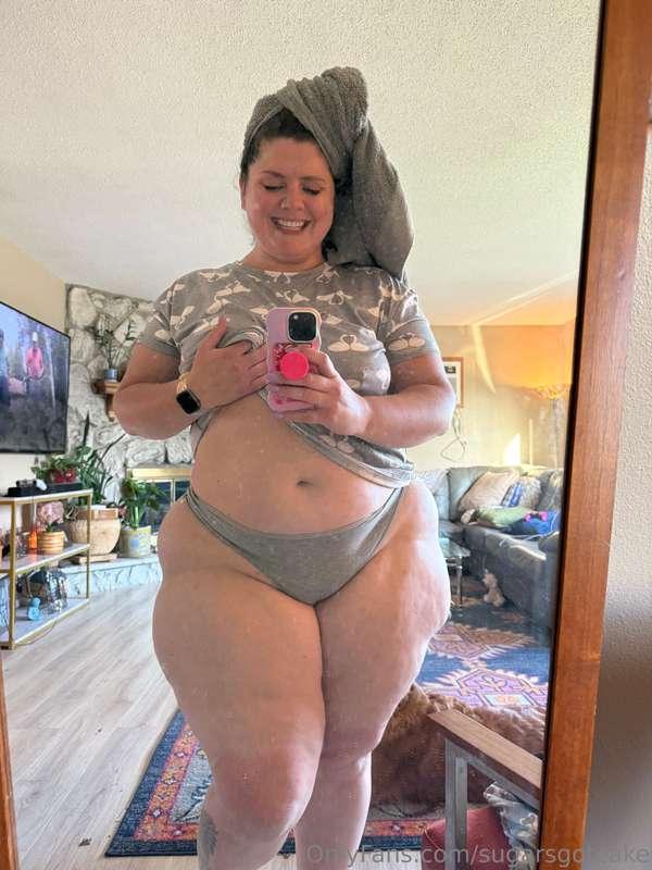 cotton thongs for sale! $40 each and they’re yours 😘 send me..