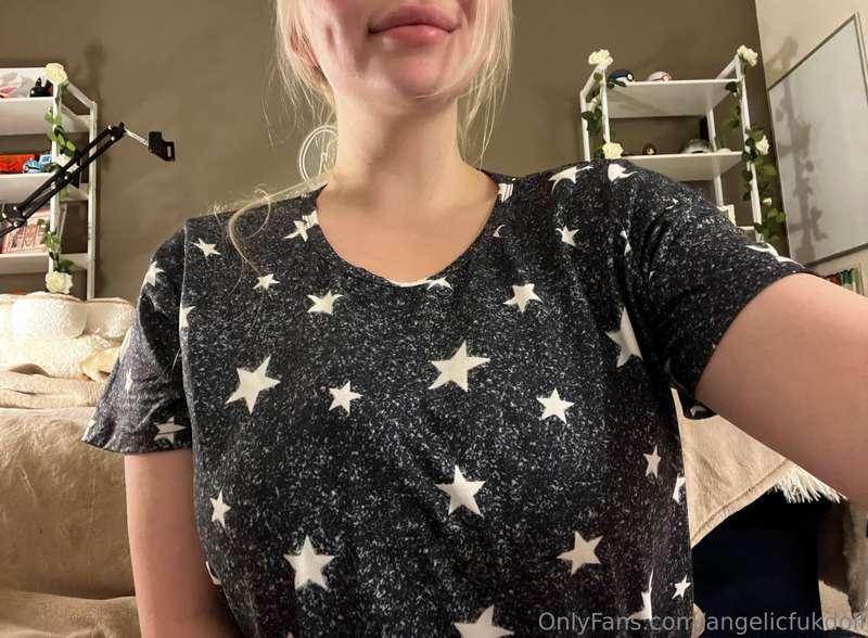 titty reveal 😘