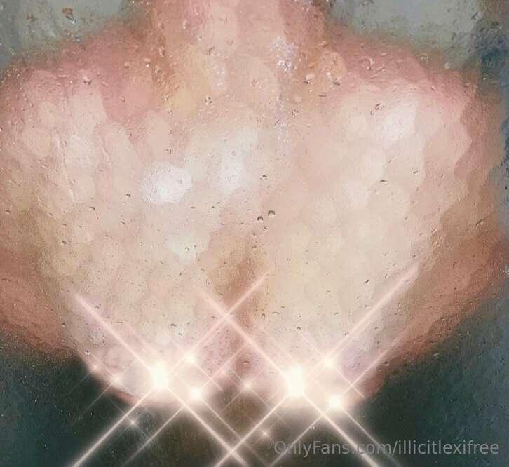 Stacked😉Tip for full pic!