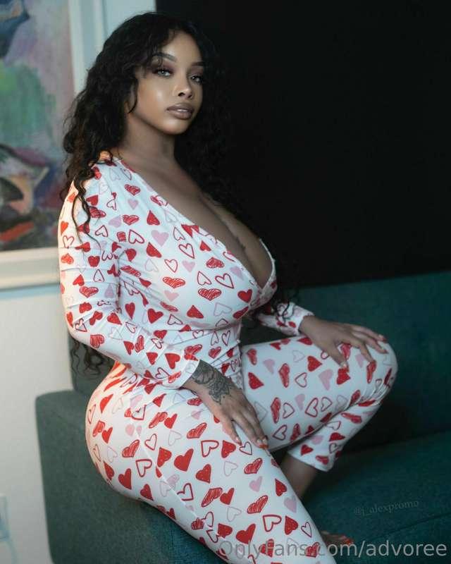 do you like this outfit? 👀