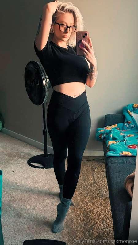 On top VS Underneath 😘