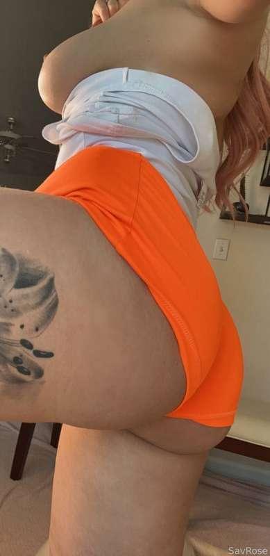 Wanna play with my ass sweety?🥵🍑

#fyp #bigass #thickthighs #gamergirl #bigboobs #gfe #girlnextdoor #amateur #blueeyes #booty 