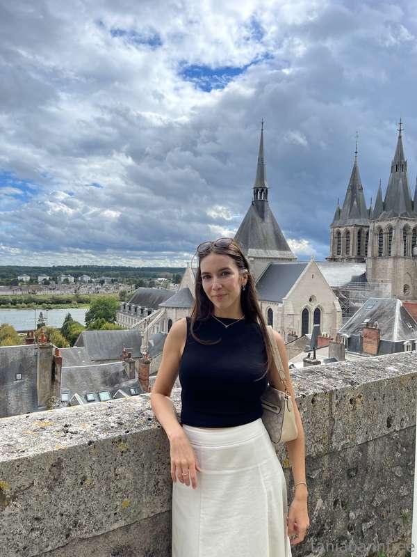 Which country do you consider to be a promising place to liv..