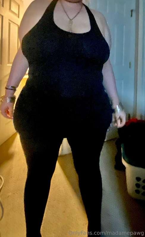 madamepawg image #10