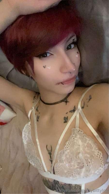 what’s the point in being cute if i’m not a little sextoy 24..