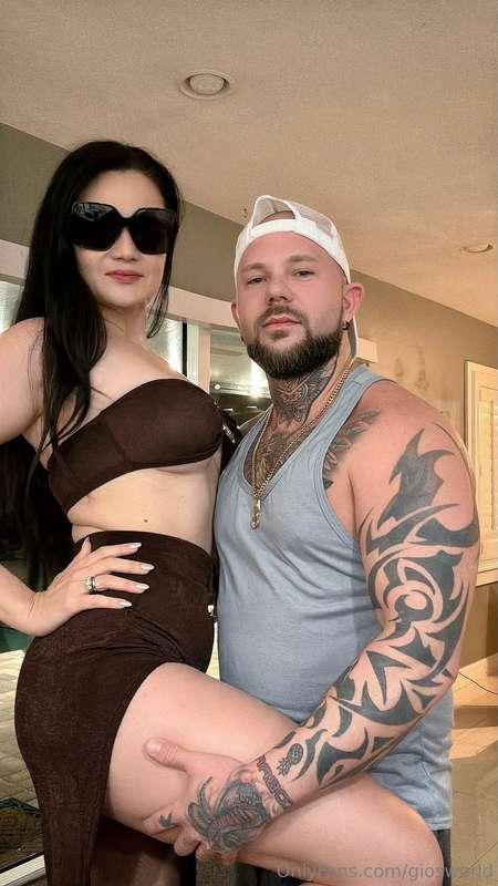 Be on the lookout for this new hot collab @sexysarabee 
