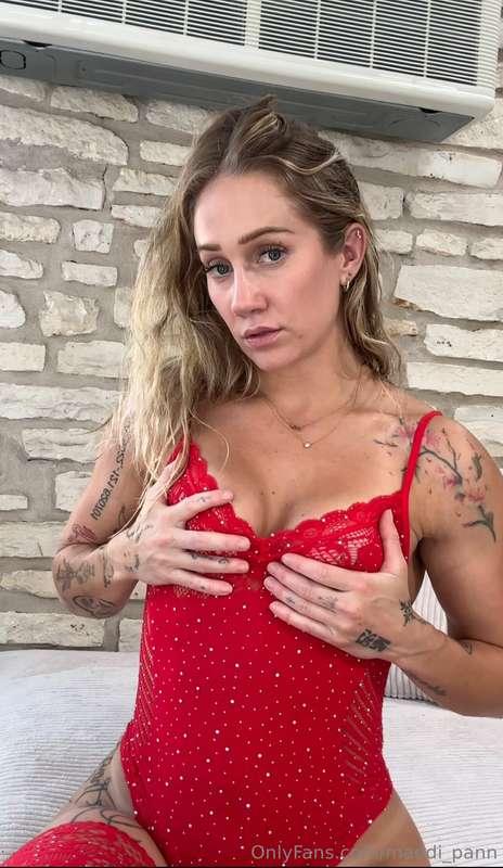 this will be cumming off in your dms tonight 😈