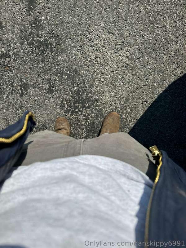 Idk if you can see it but my penis is hard in my pants