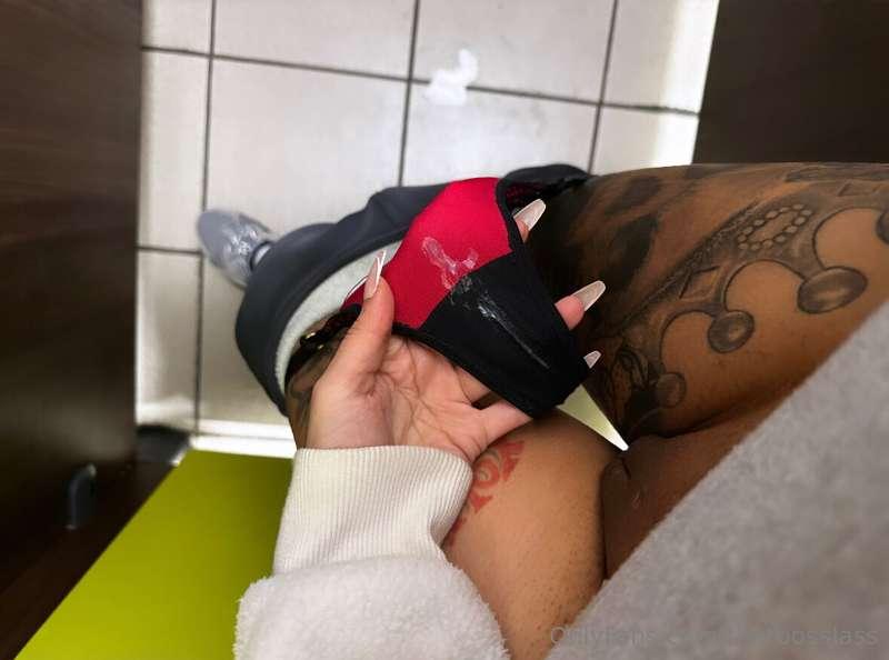 I wore a vibrating love egg whilst shopping today, checked i..