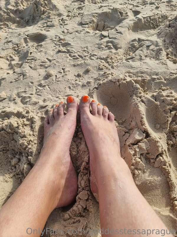 goddesstessaprague image #1