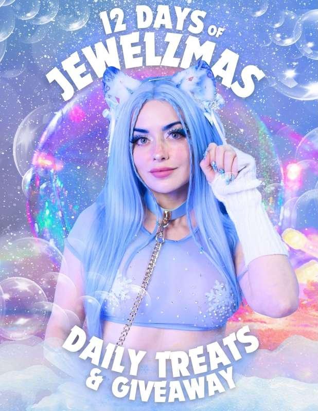 🎄 ***12 DAYS OF JEWELZMAS*** 🎄
On the first day of Christmas..