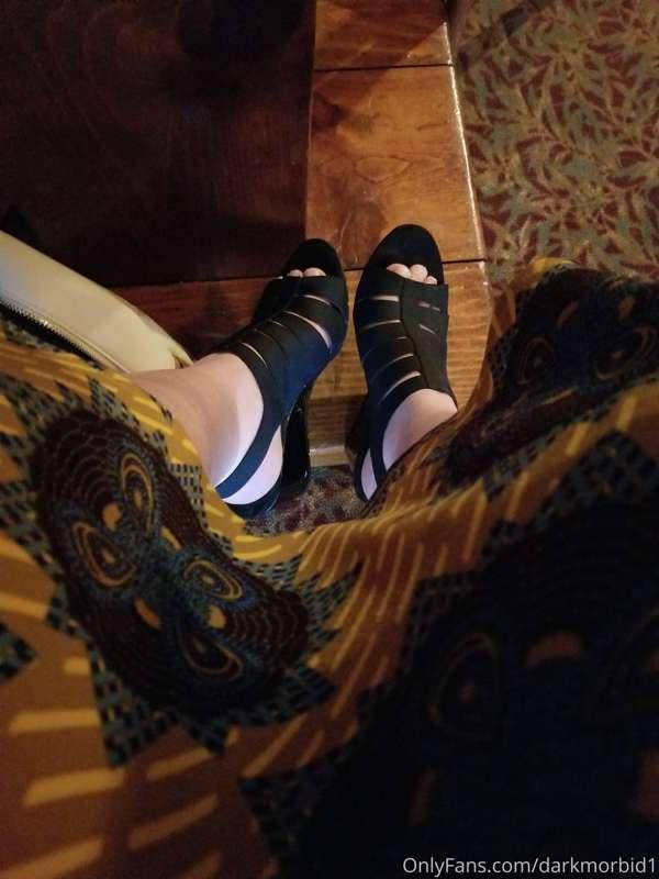 Got my fancy shoes on for date night with alpha. Which one o..