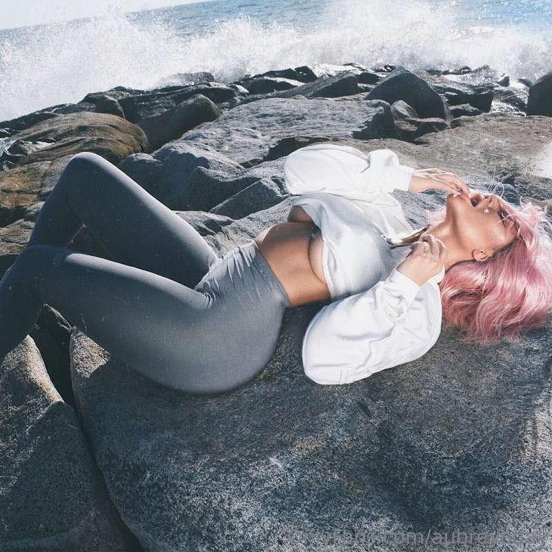 should i go pink again? 🎀