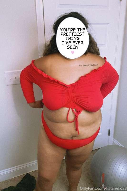 Happy first day of Halloween 🎃!! I can’t decide what I shoul..